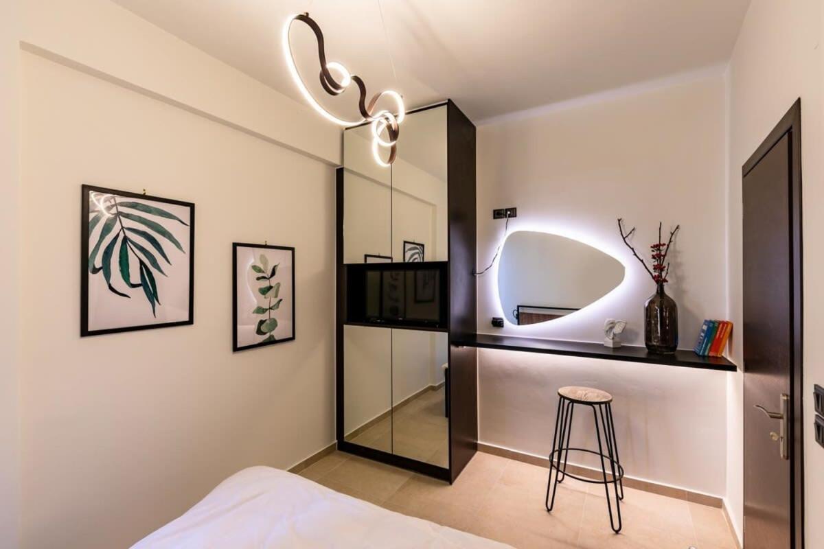 Beautiful Elegant Apartment Next To Monastiraki Athene Buitenkant foto