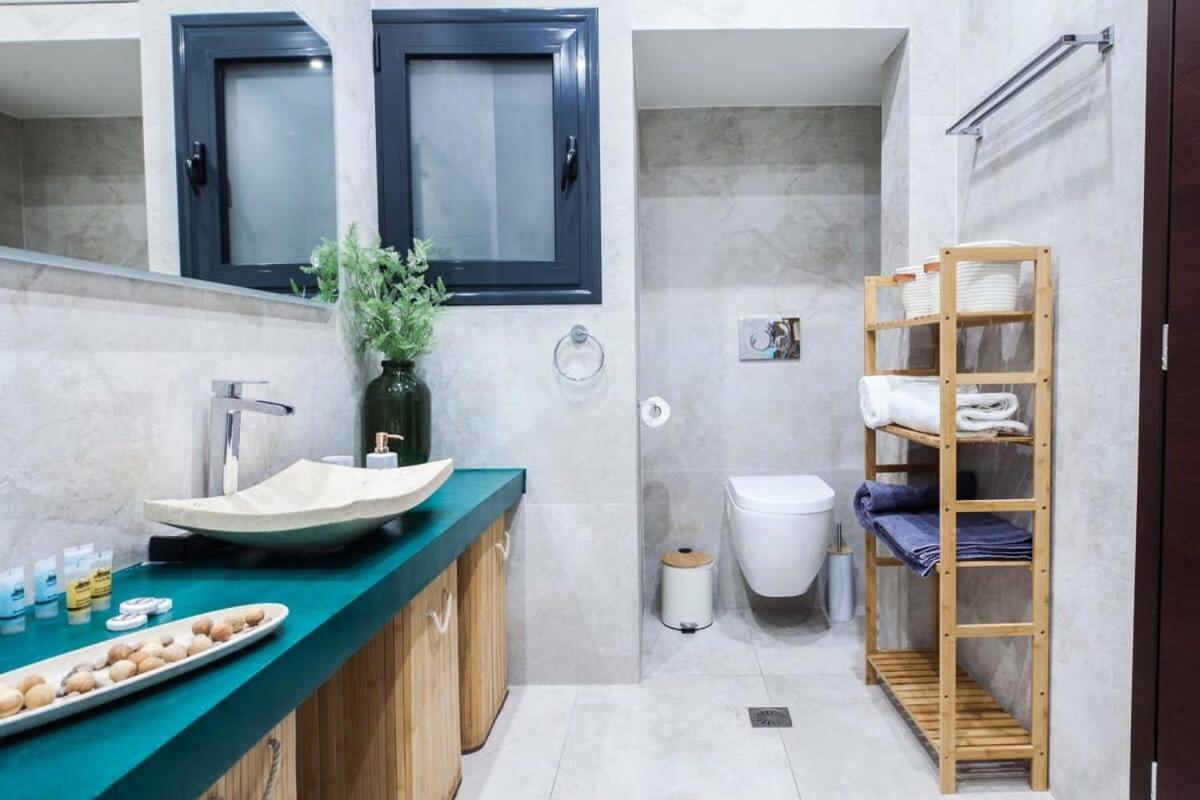 Beautiful Elegant Apartment Next To Monastiraki Athene Buitenkant foto