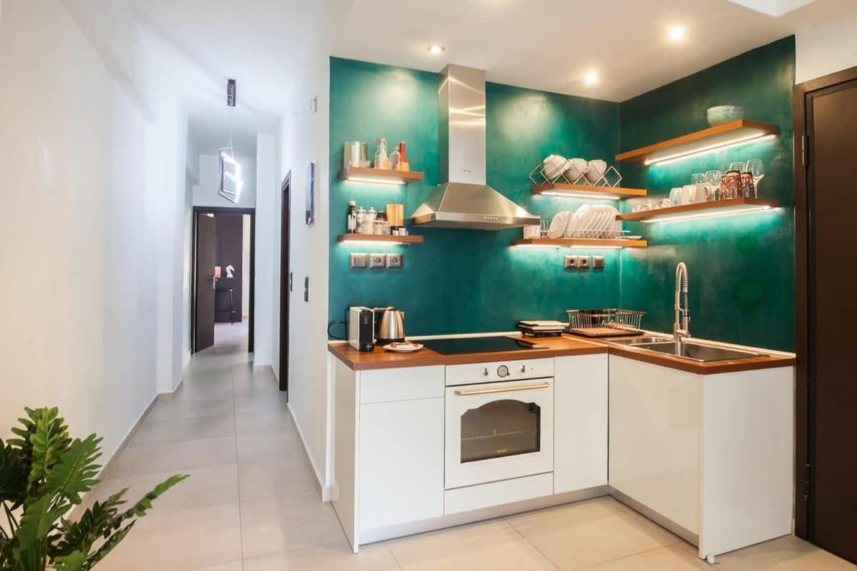 Beautiful Elegant Apartment Next To Monastiraki Athene Buitenkant foto